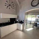 Semesterbostad House Nartelles L Bbq & Pool L Shellter