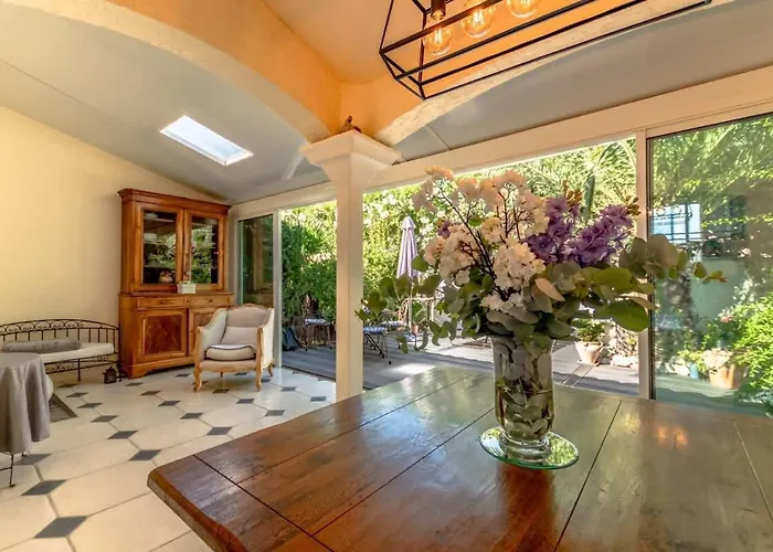 بيت للعطل House Nartelles L Bbq & Pool L Shellter سانت ماكسيم